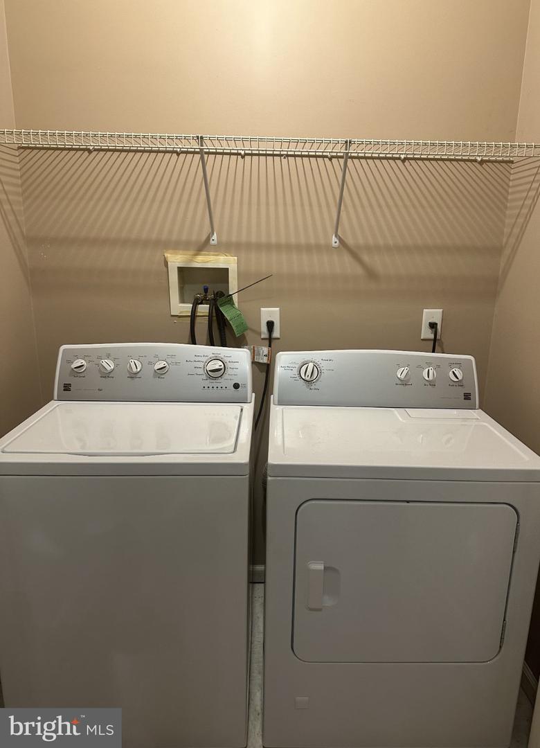 416 Masterson Ct Property Photo 25