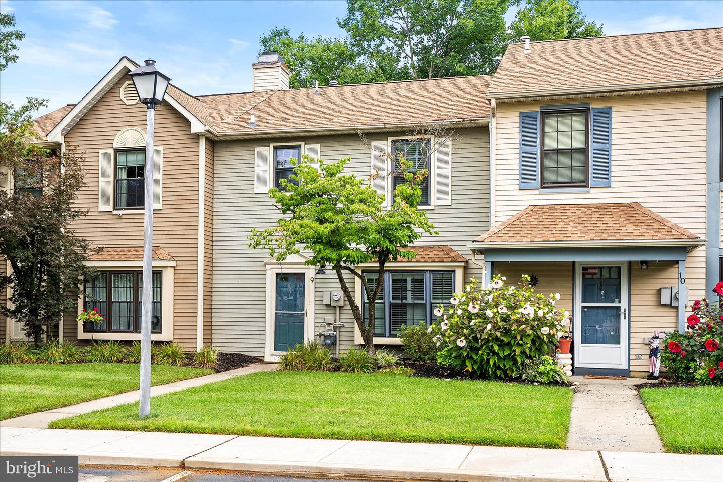 9 Ashford Ct Property Photo 1