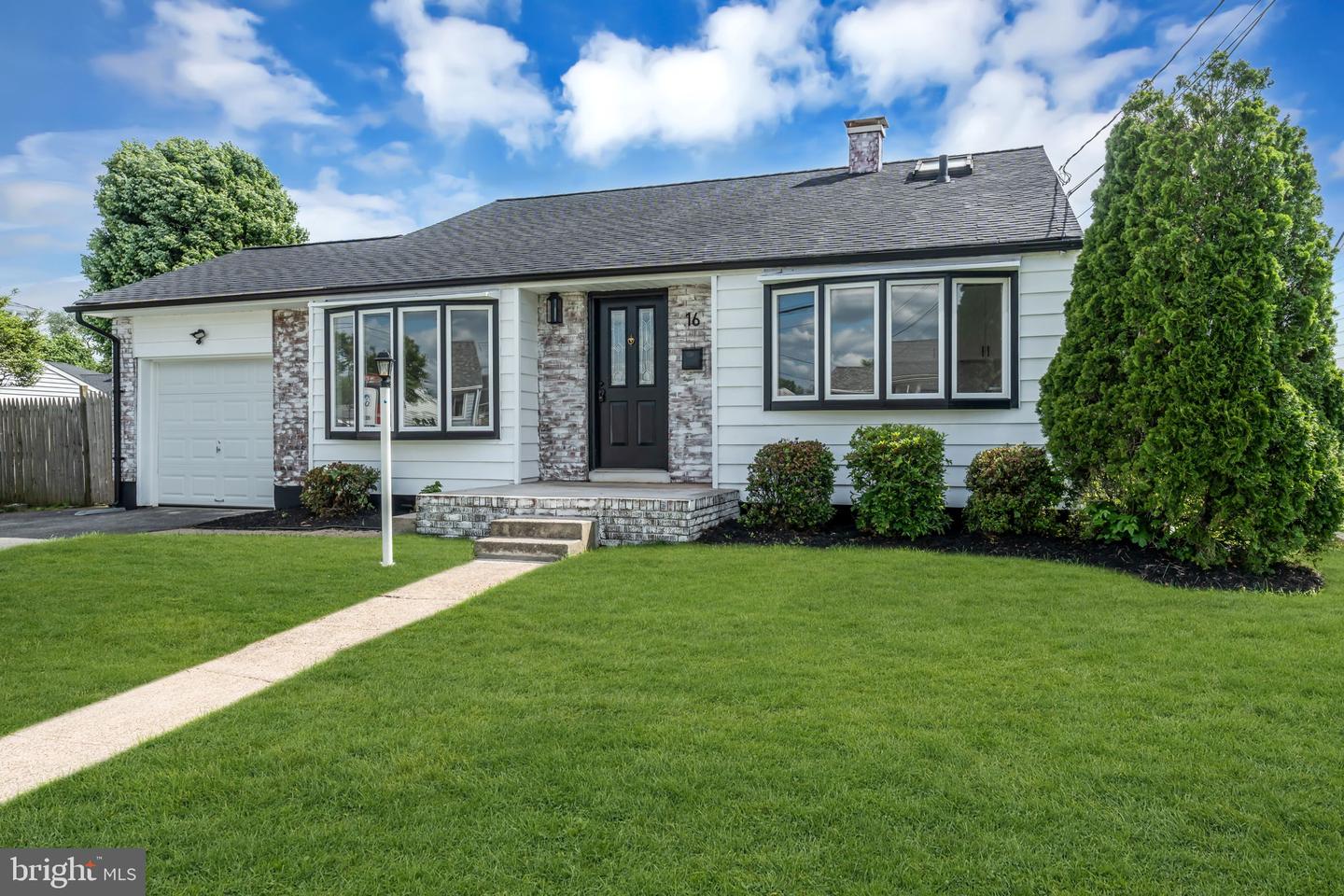 16 Falmouth Rd Property Photo 31