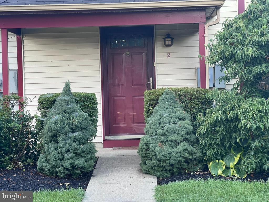 2 Chadwick Ct Property Photo 1