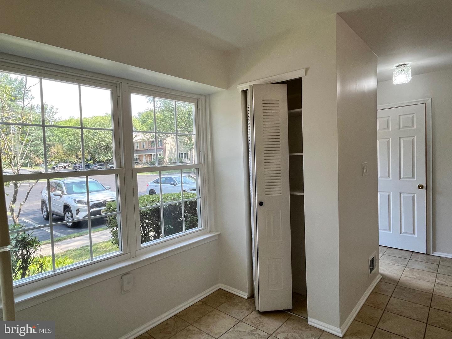 32 Pagoda Ct Property Photo 5