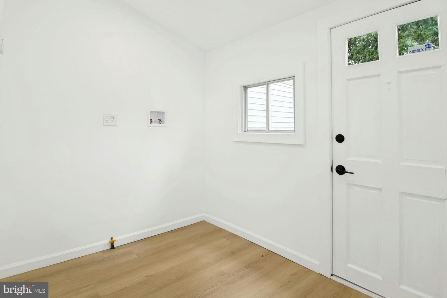 134 Grand Ave Property Photo 15