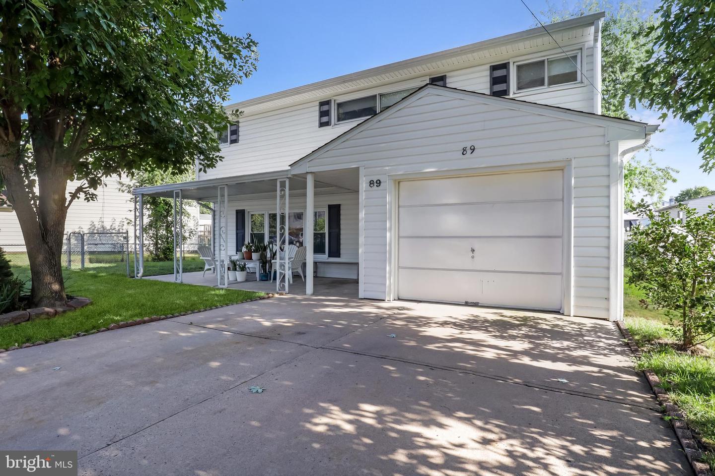 89 Barbara Lee Dr Property Photo 5