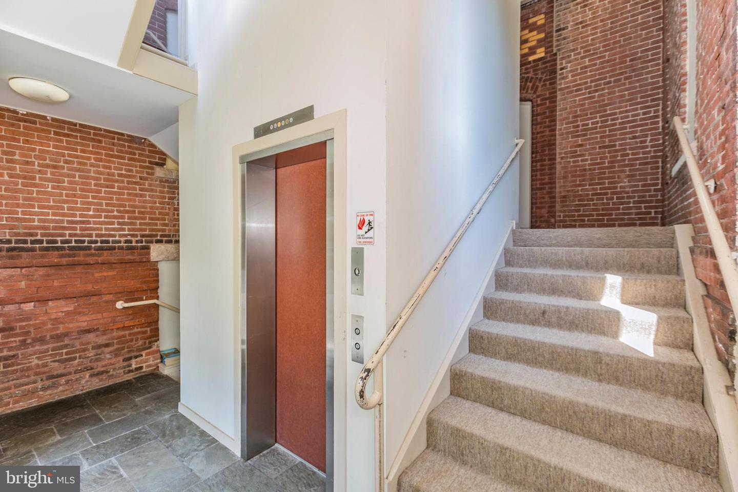 5 Academy Ct Property Photo 2