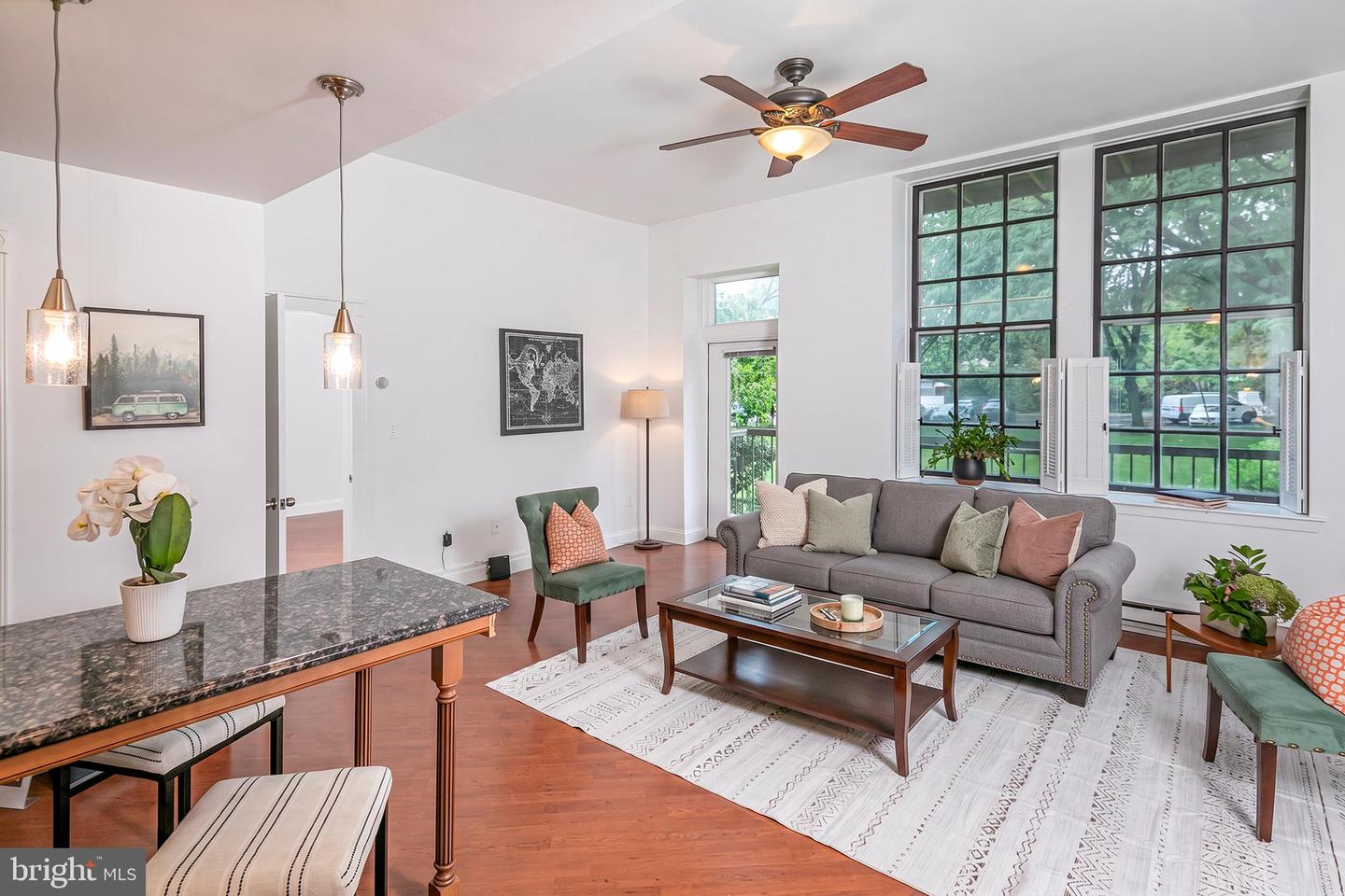 5 Academy Ct Property Photo 4