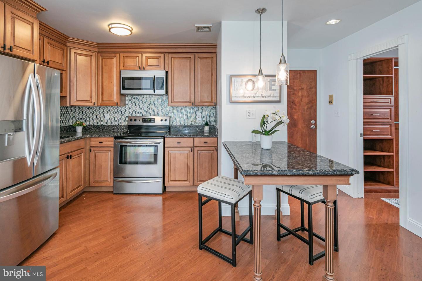 5 Academy Ct Property Photo 7