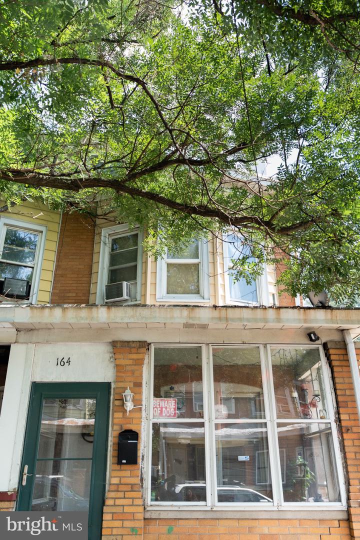 164 BARNT AVE Property Photo 1
