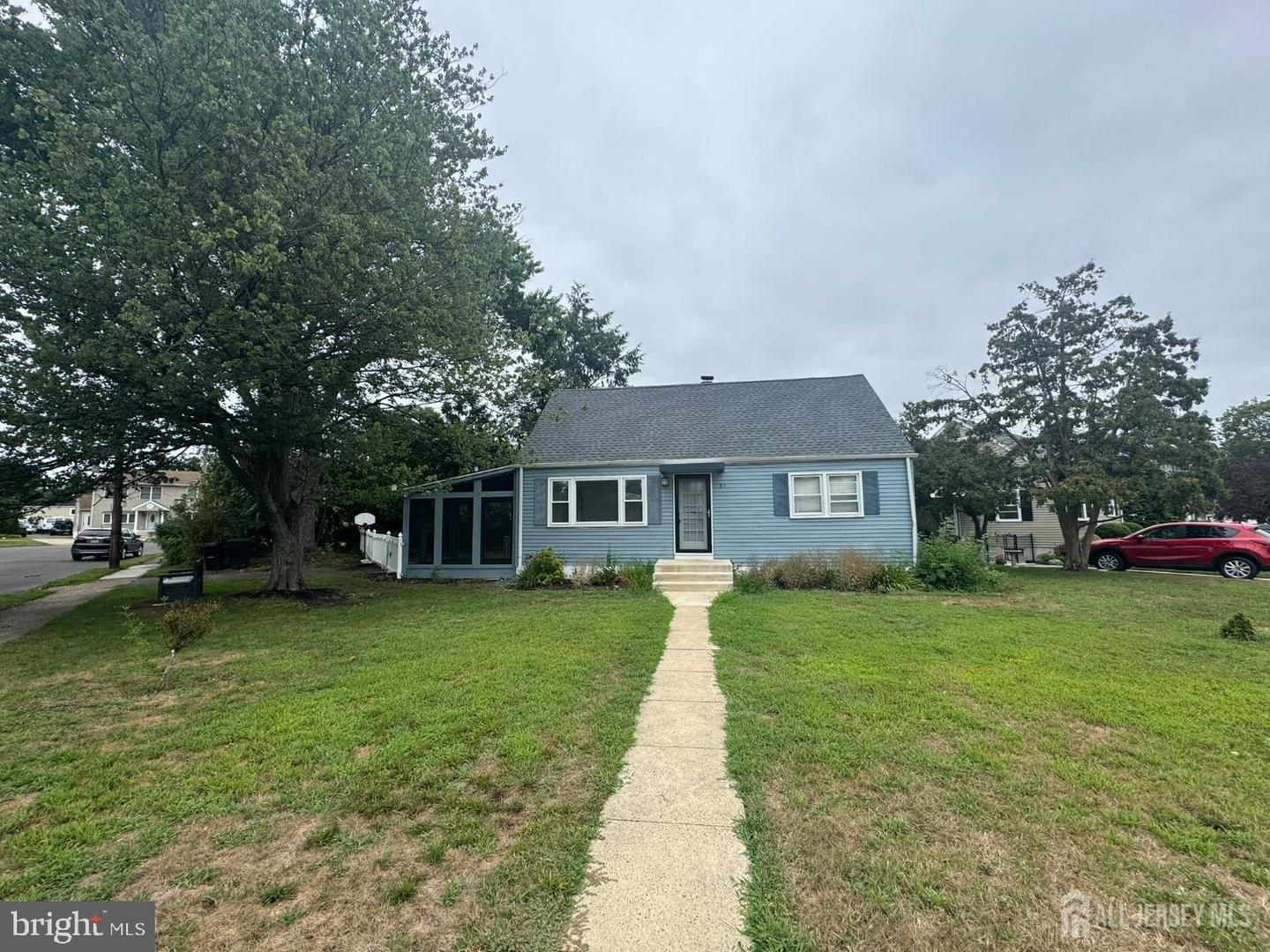 51 Kenwood Ter Property Photo 1