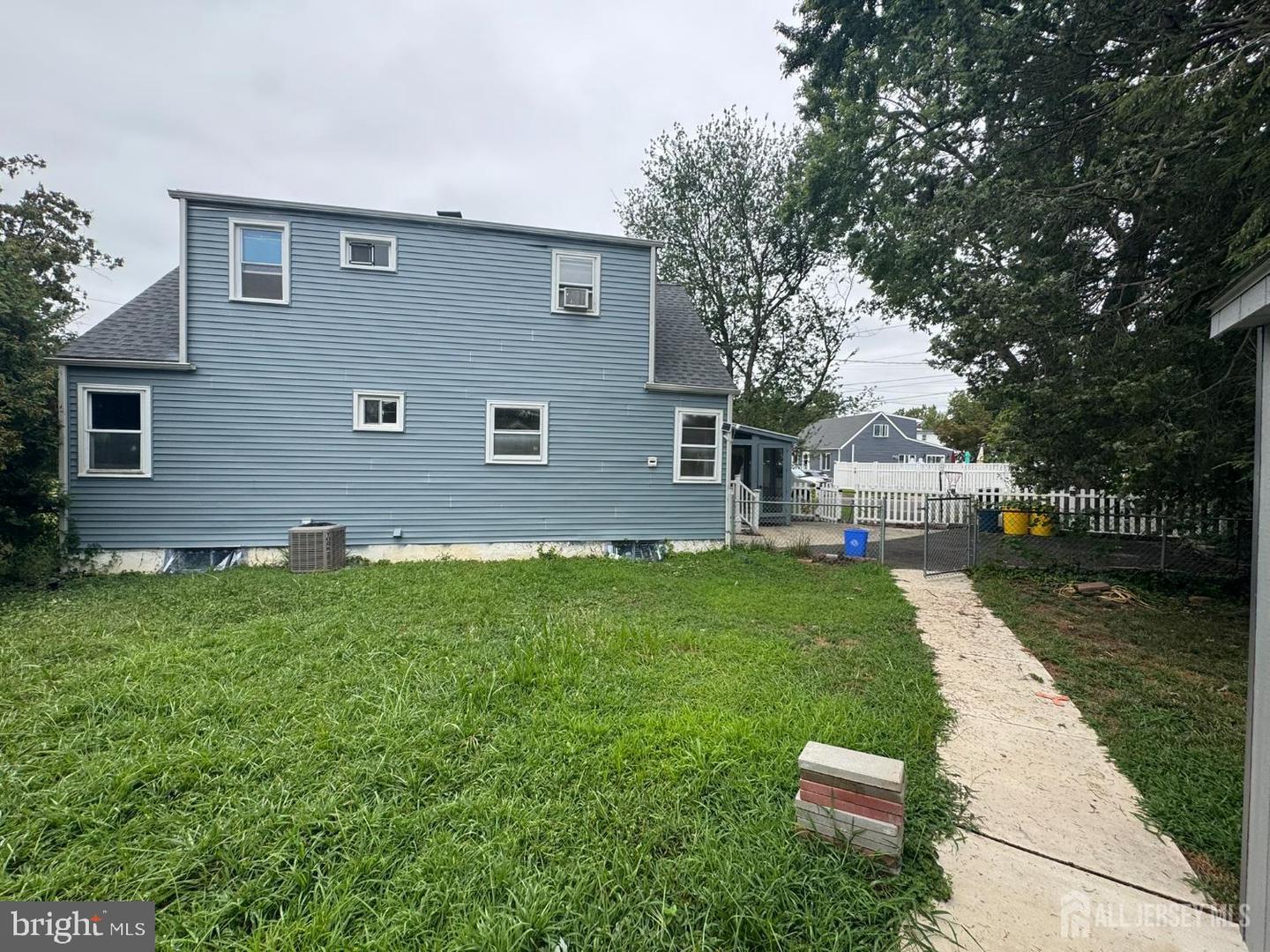 51 Kenwood Ter Property Photo 21