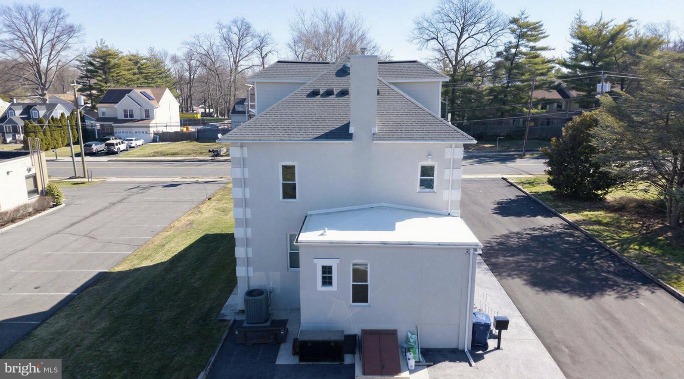 209 Lawrence Rd Property Photo 8