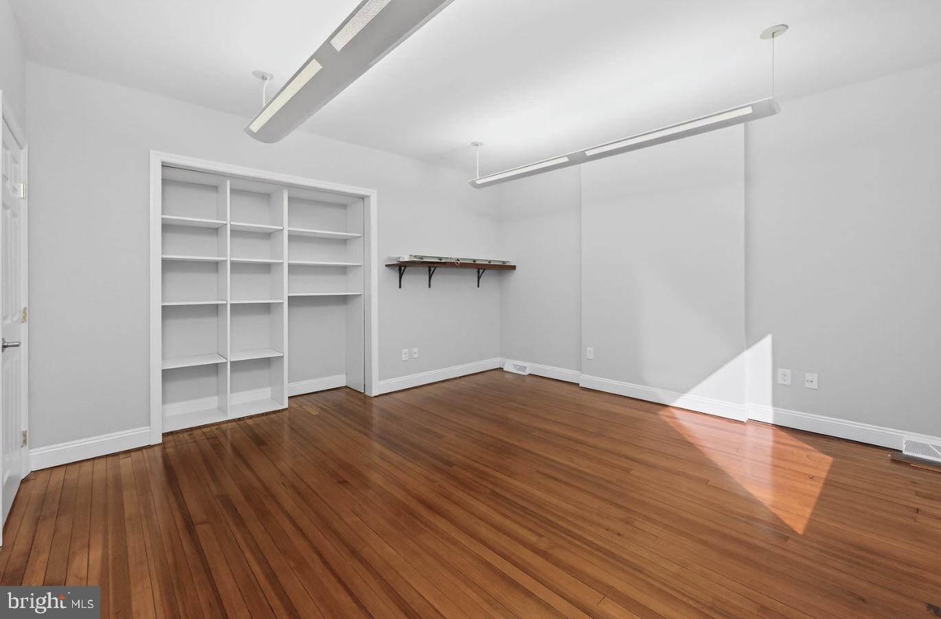 209 Lawrence Rd Property Photo 16