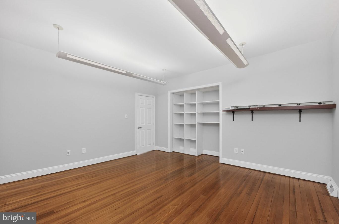 209 Lawrence Rd Property Photo 17