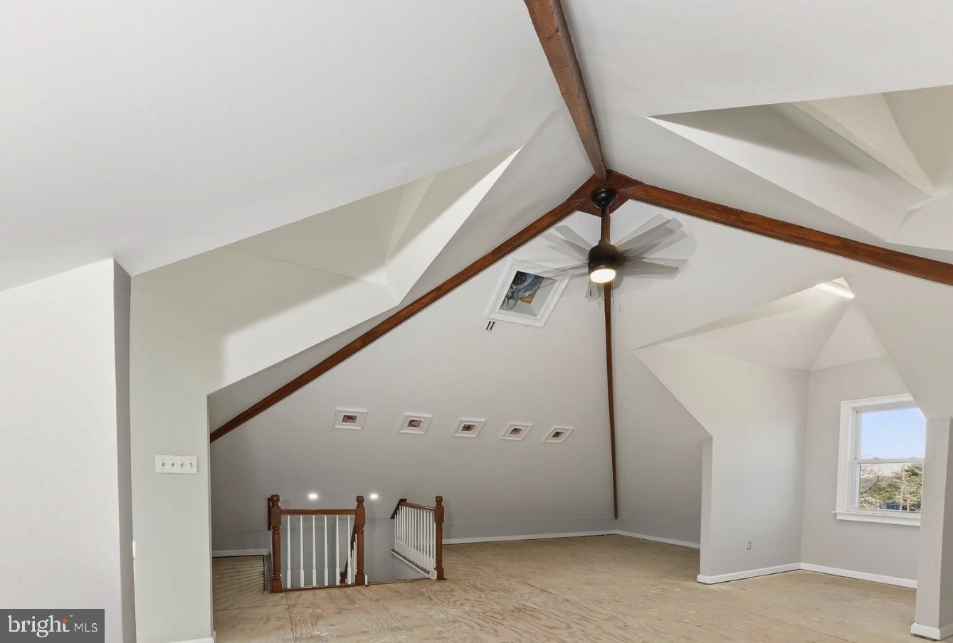 209 Lawrence Rd Property Photo 23
