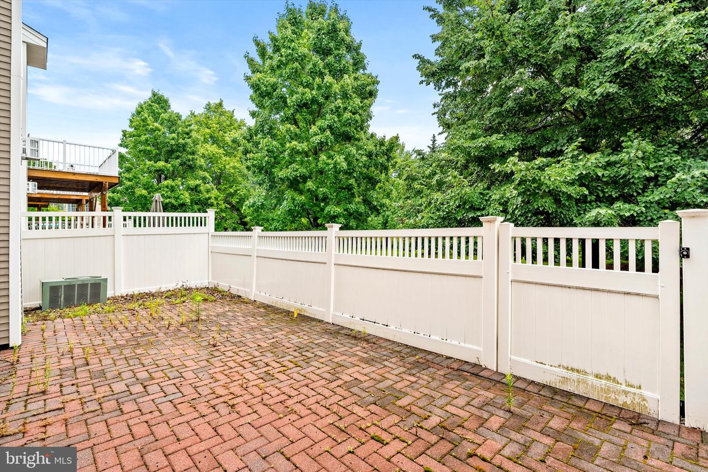 139 Coburn Rd Property Photo 32