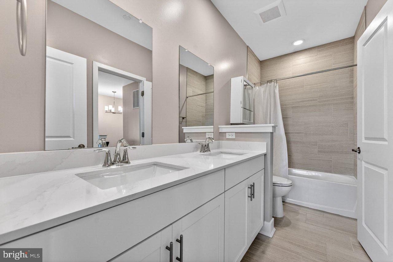 207 Aaron Truehart Way Property Photo 15