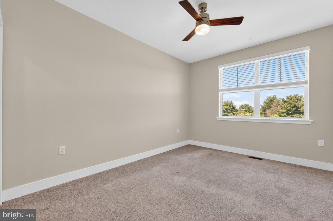 207 Aaron Truehart Way Property Photo 18