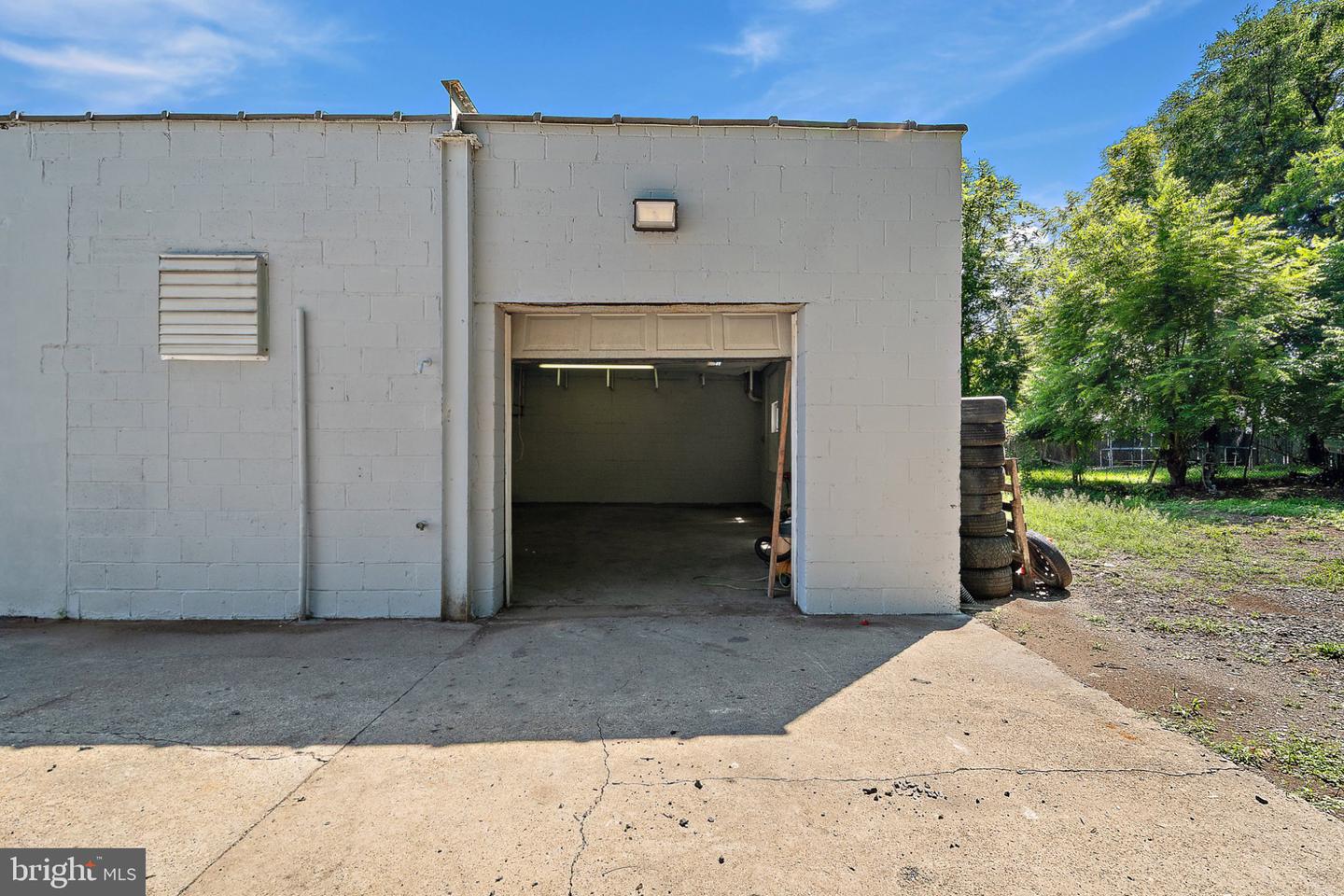 425 Hazel Ave Property Photo 7
