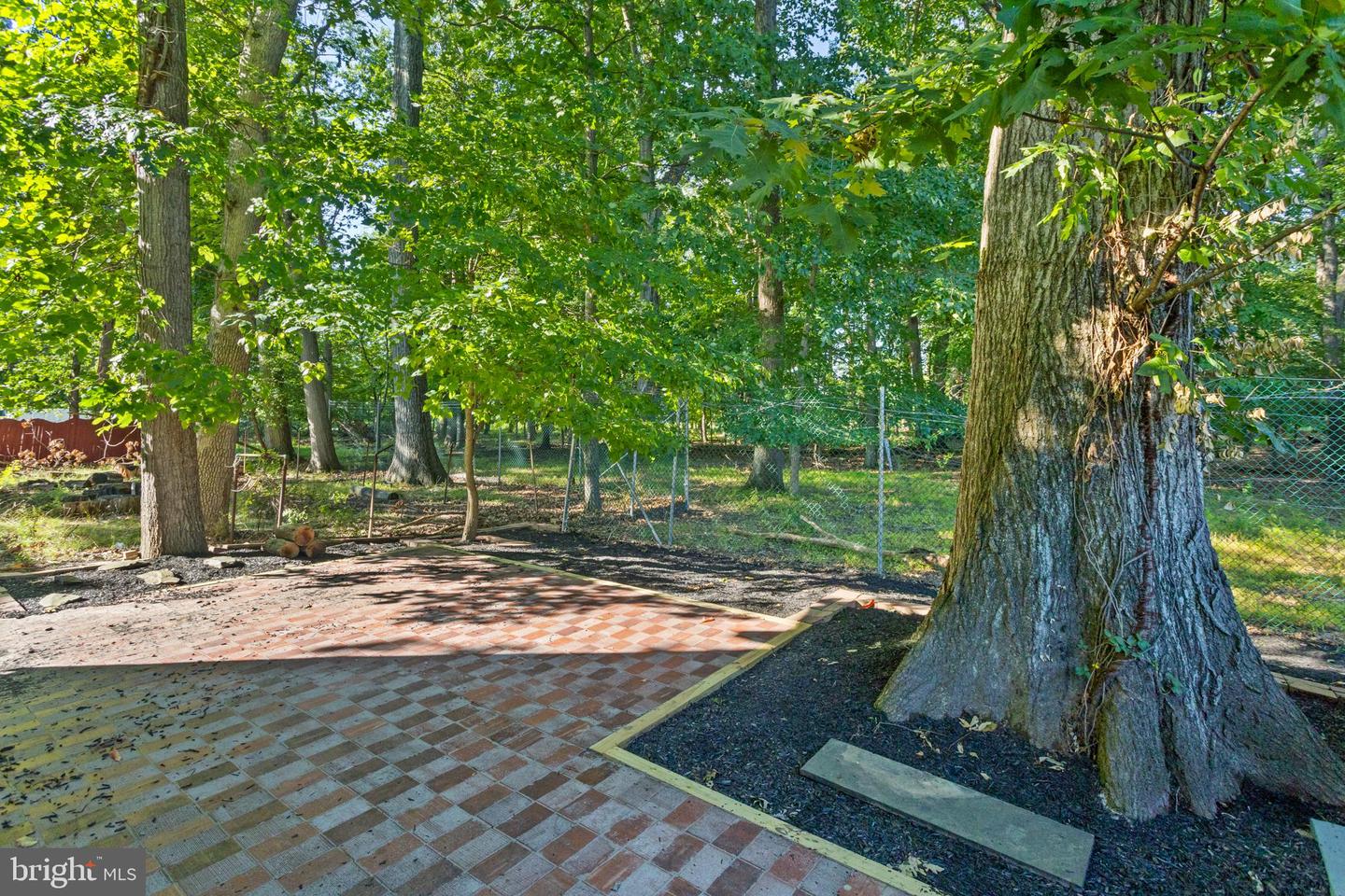 1498 Stuyvesant Ave Property Photo 34