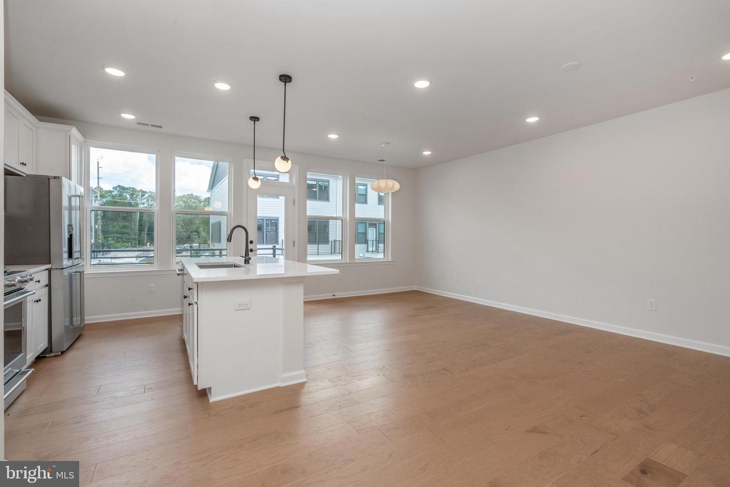 1210 Parker Blvd Property Photo 6