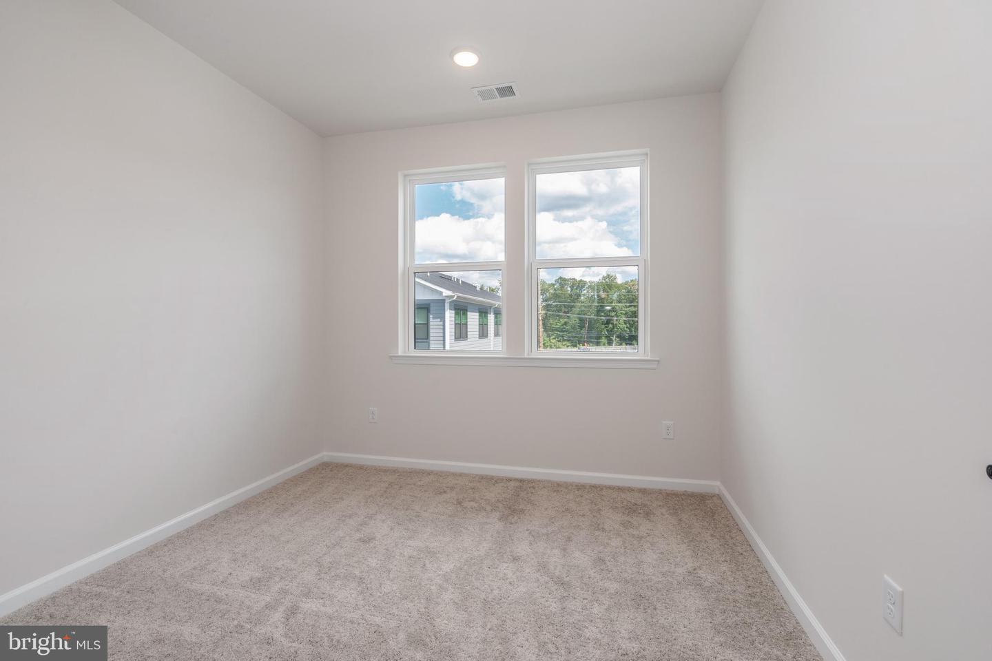 1210 Parker Blvd Property Photo 21