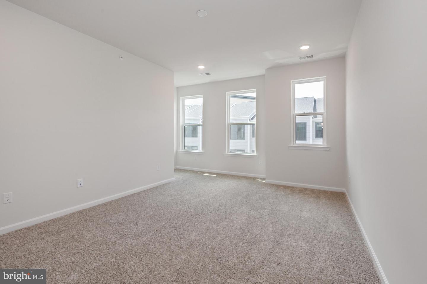 1210 Parker Blvd Property Photo 28