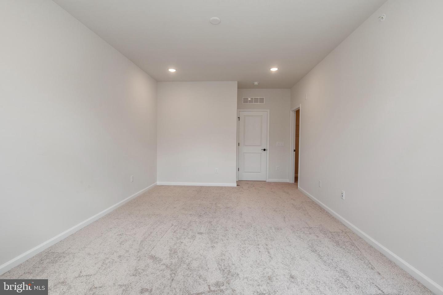 1210 Parker Blvd Property Photo 29
