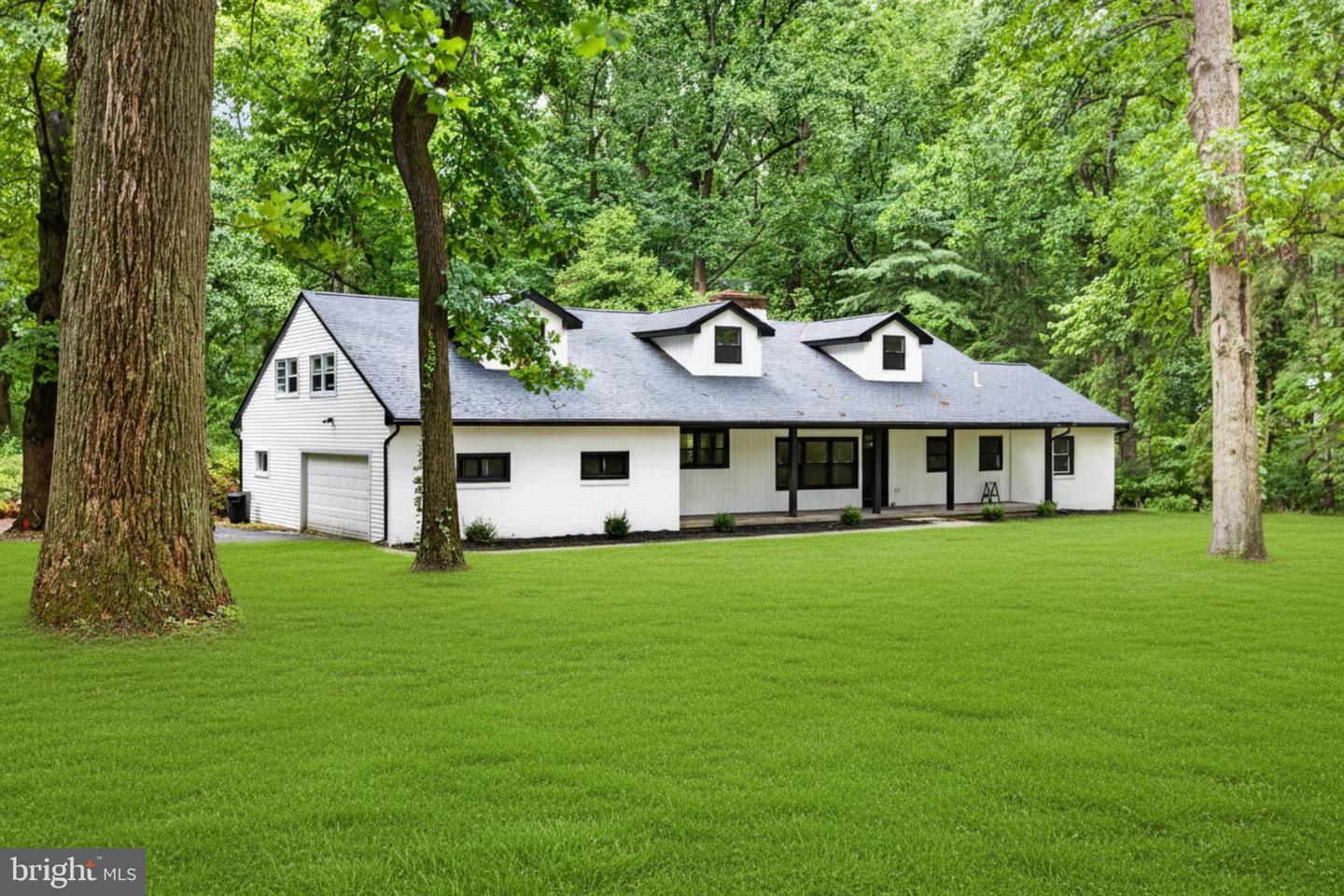 8 Lupine Ln Property Photo 3