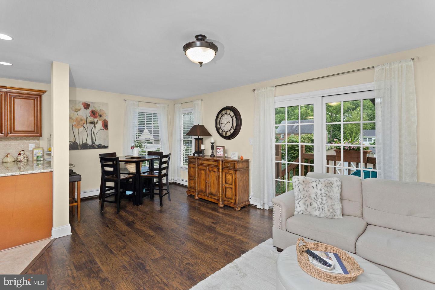 25 Elmore Ave Property Photo 11