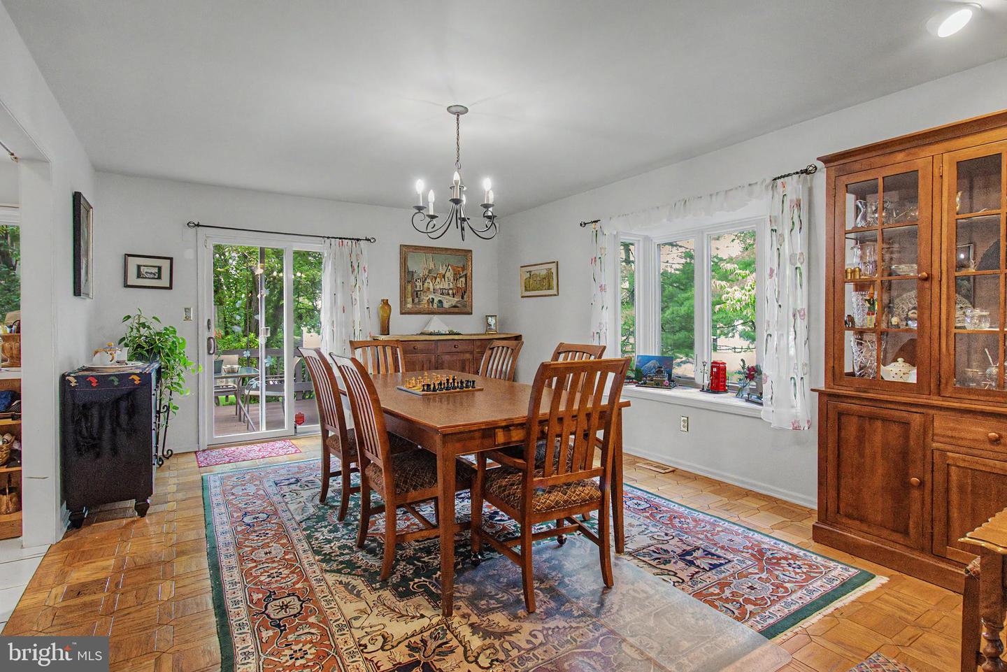 1 Exeter Ct Property Photo 4