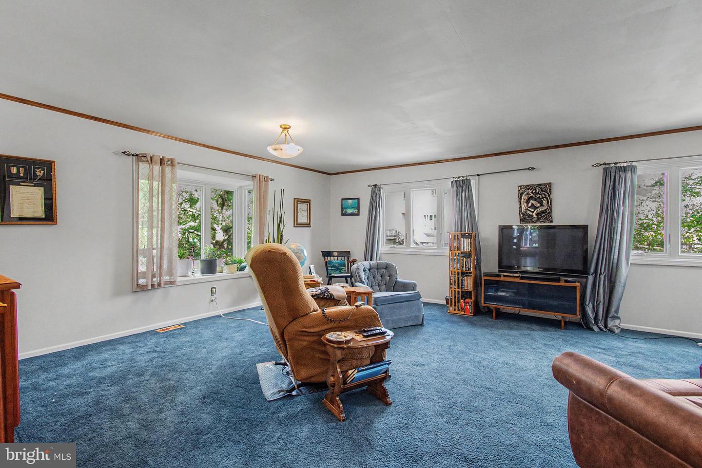1 Exeter Ct Property Photo 15