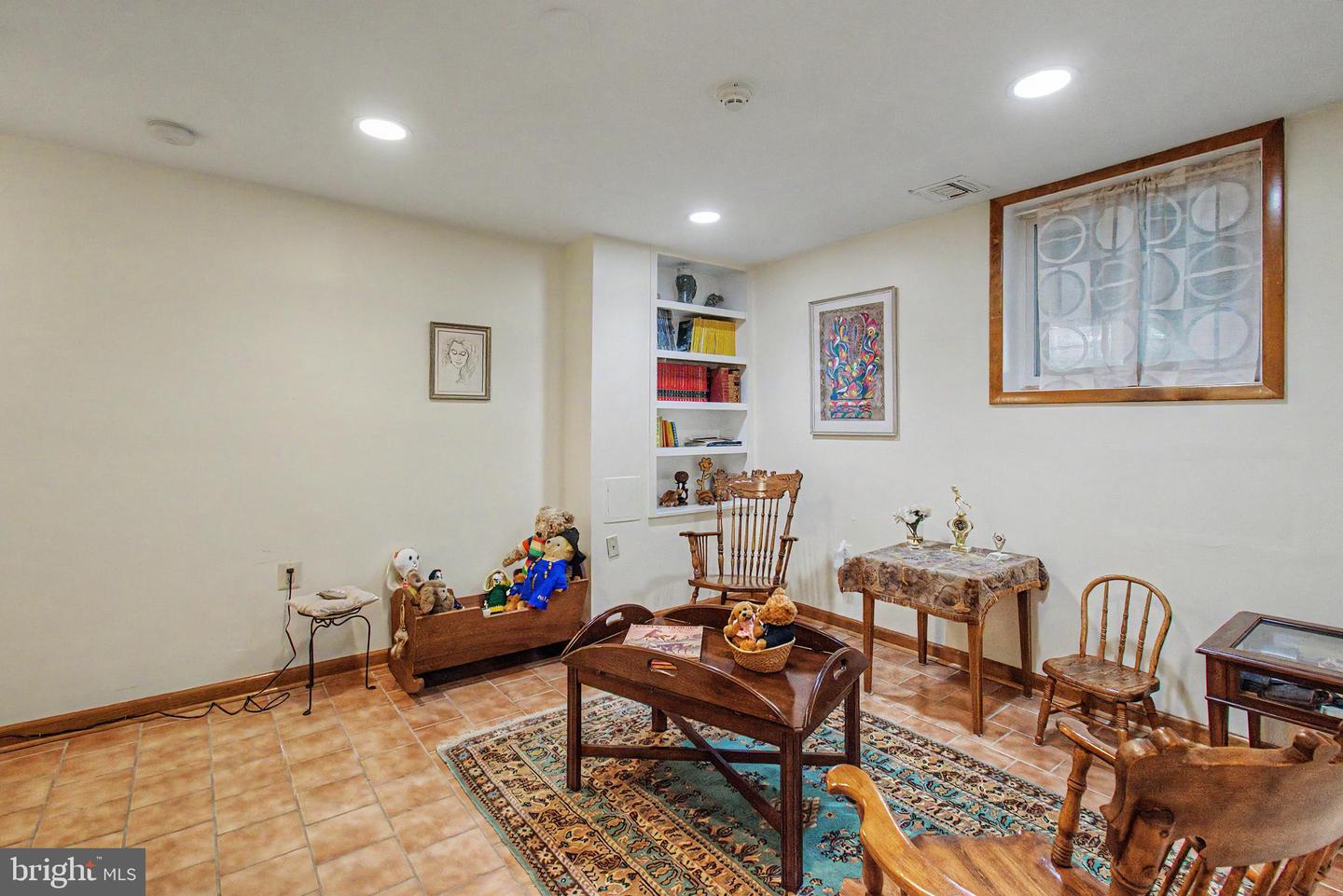 1 Exeter Ct Property Photo 19
