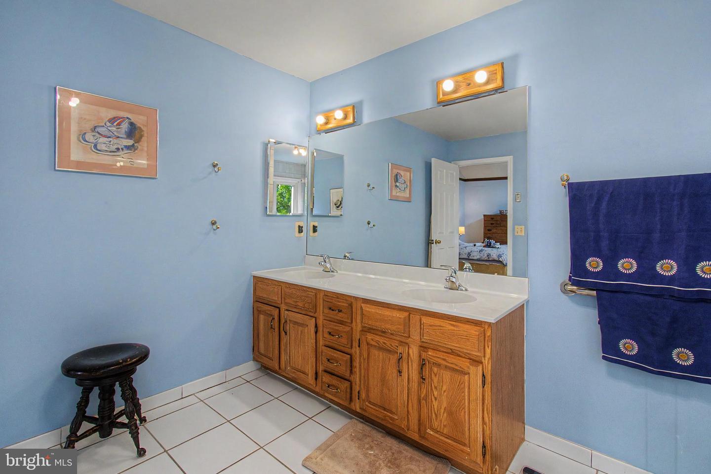 1 Exeter Ct Property Photo 34
