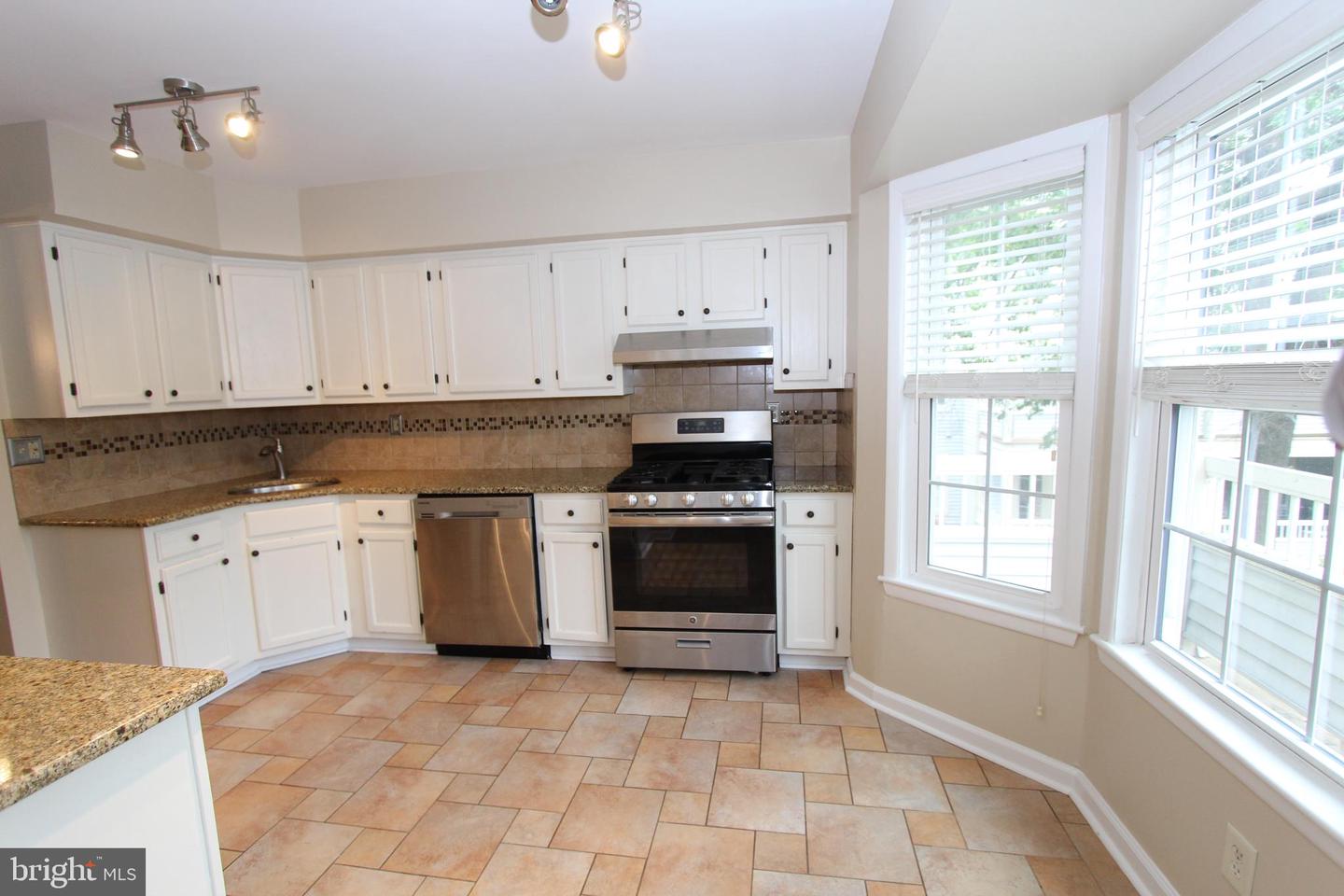 110 Biscayne Ct #8 Property Photo 12