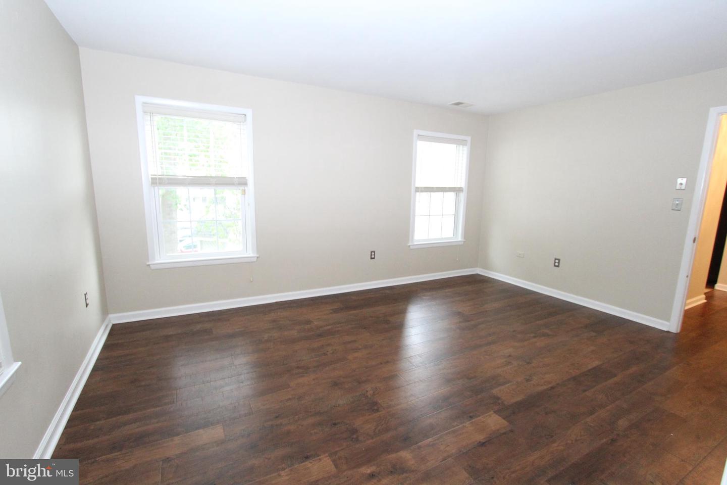 110 Biscayne Ct #8 Property Photo 21