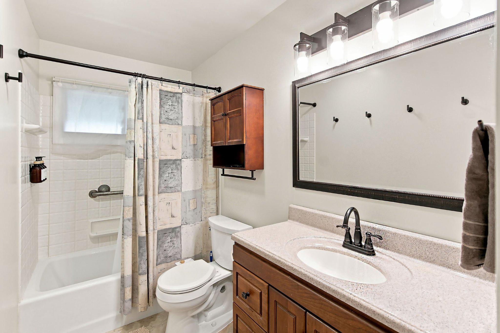 13 Gary Dr Property Photo 11