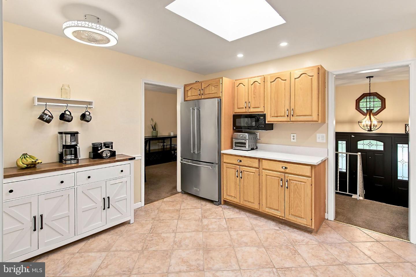 13 Gary Dr Property Photo 12