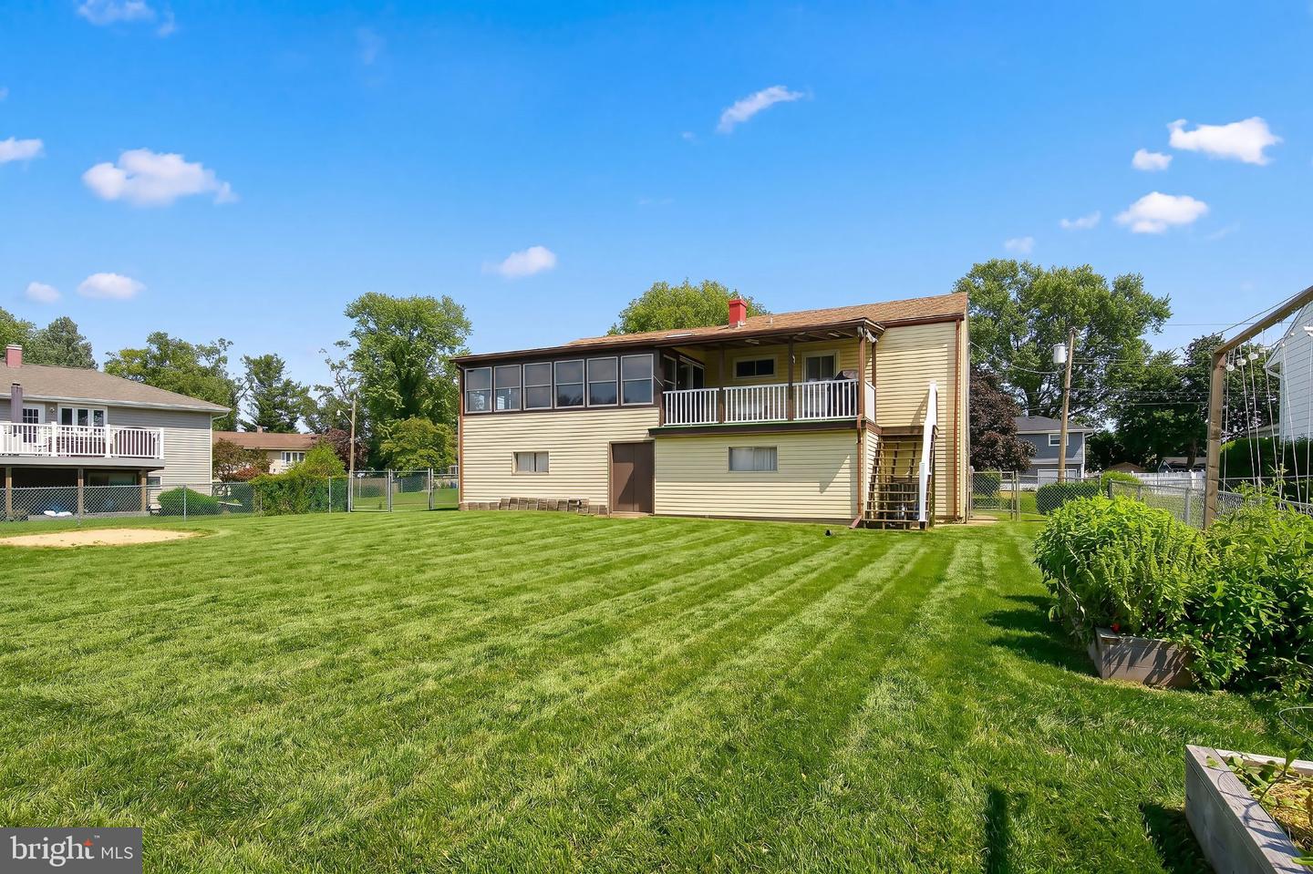 13 Gary Dr Property Photo 27