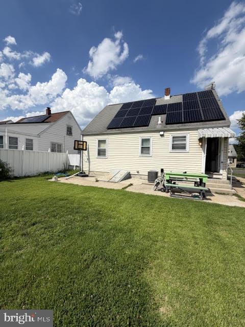 433 Randall Ave Property Photo 4