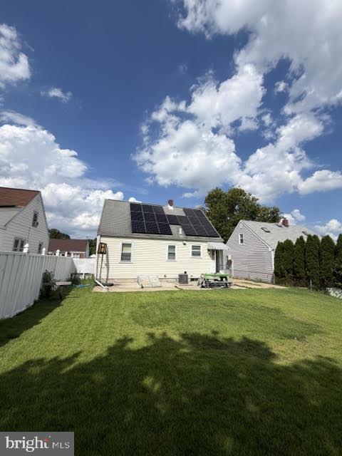 433 Randall Ave Property Photo 7