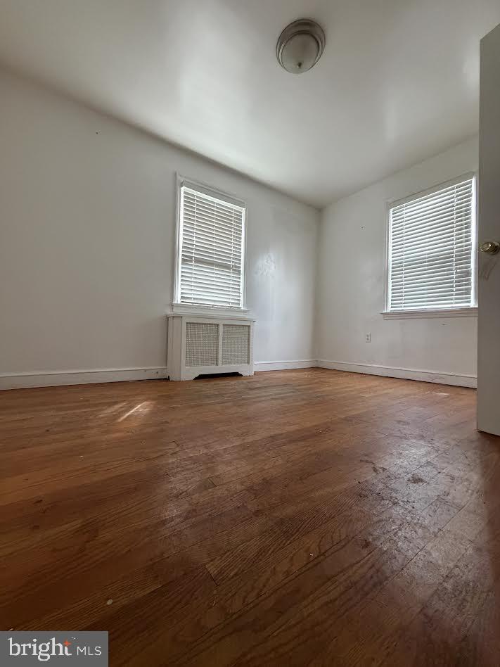 433 Randall Ave Property Photo 14