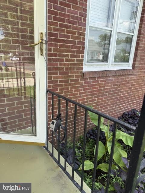 433 Randall Ave Property Photo 28