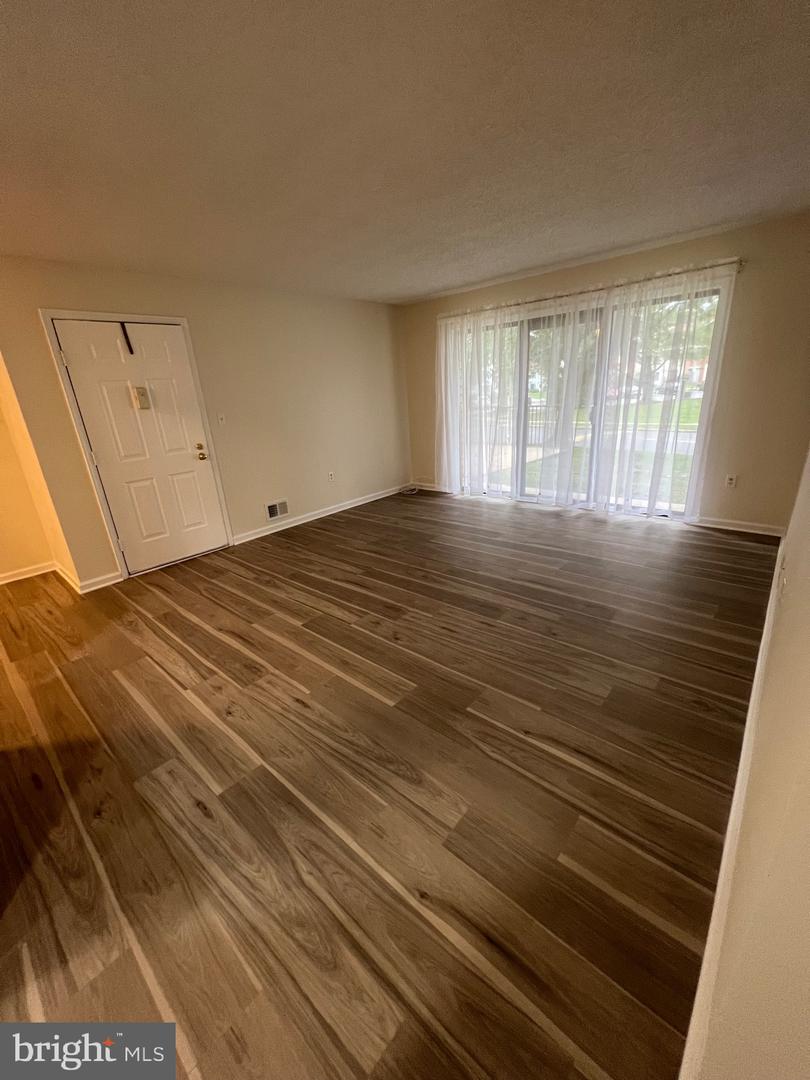 2 Rickard Ct Property Photo 8