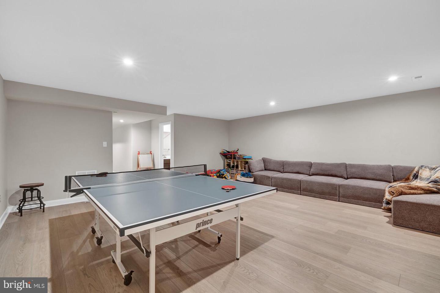 14 Pratt Lane Property Photo 24