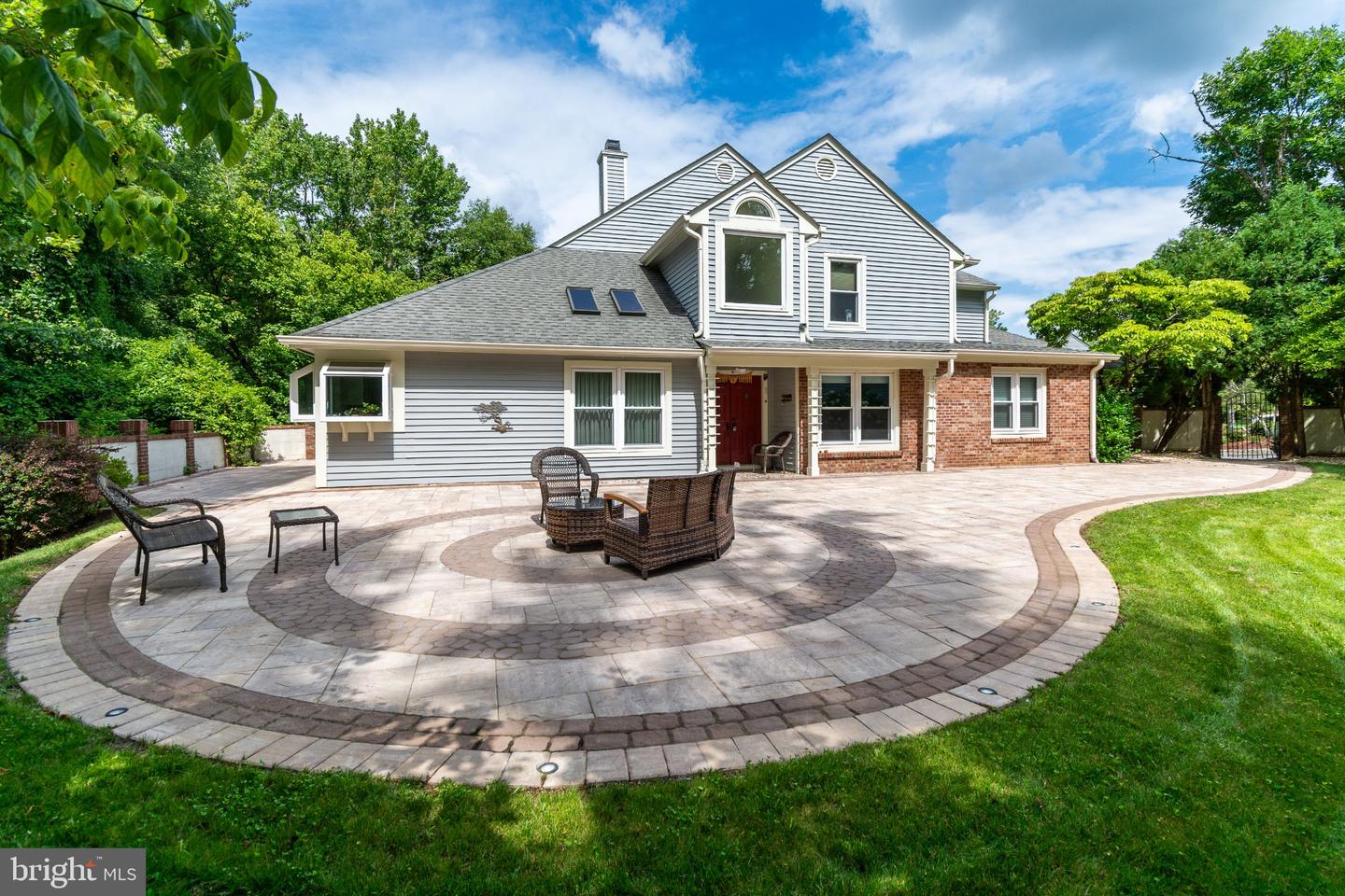 5 Nottingham Cir Property Photo 4