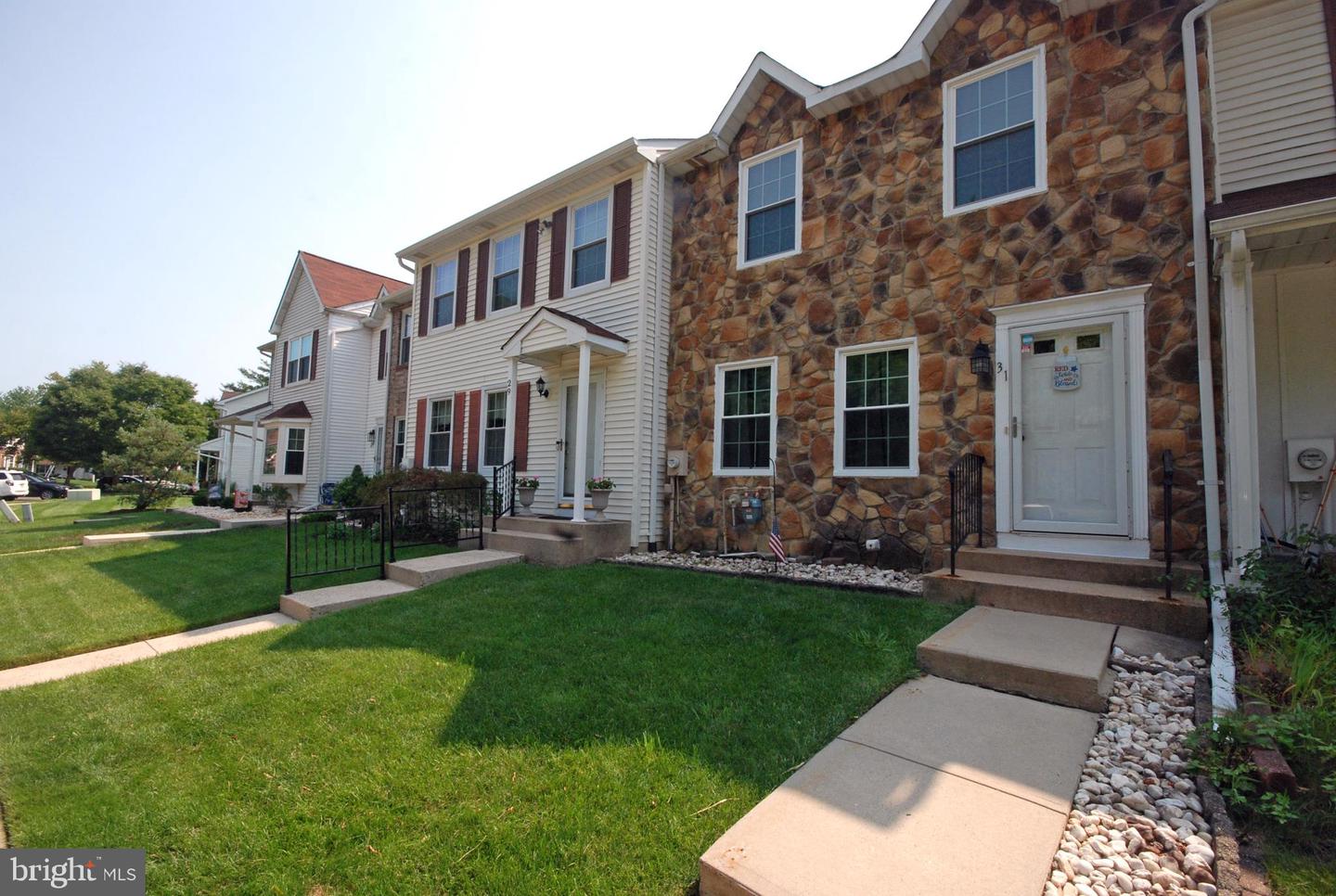 31 Dunmoor Ct S Property Photo 1