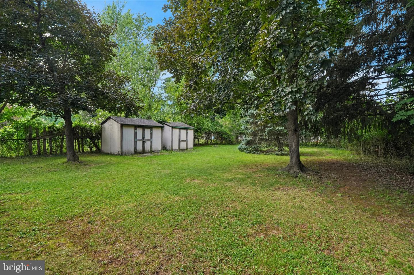 49 Dunmore Ave Property Photo 14
