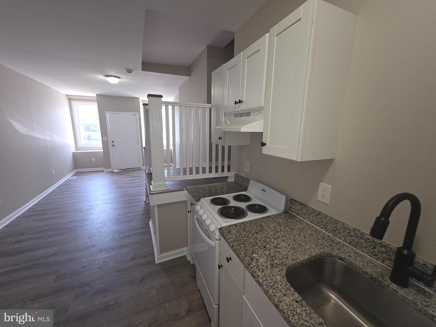 1406--1408 S Broad St #unit #2 1408 Property Photo 6