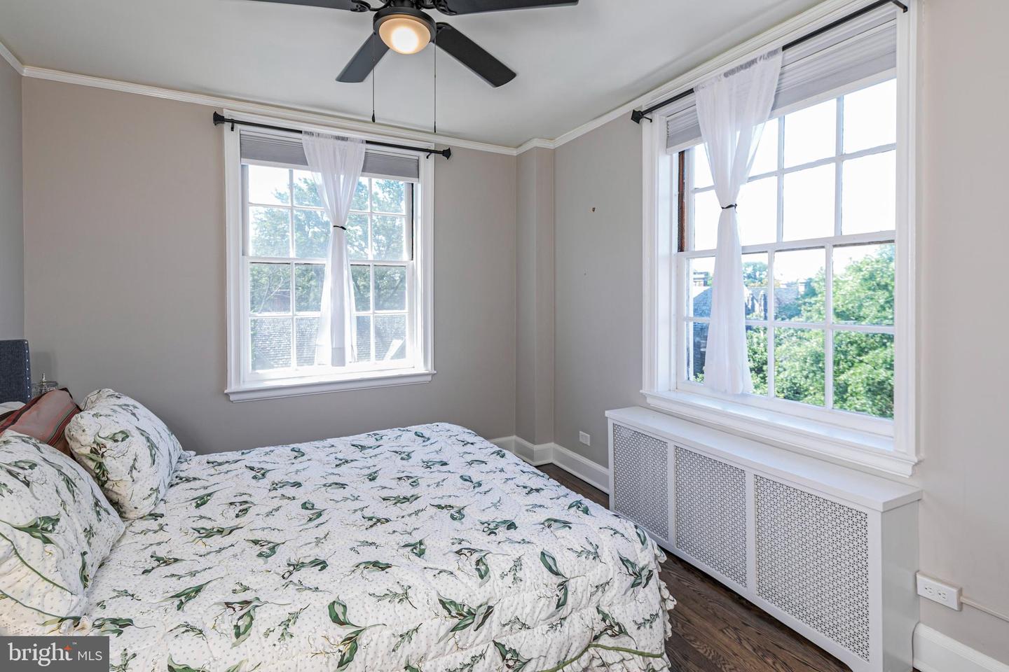 44 Nassau St #i & #j Property Photo 10