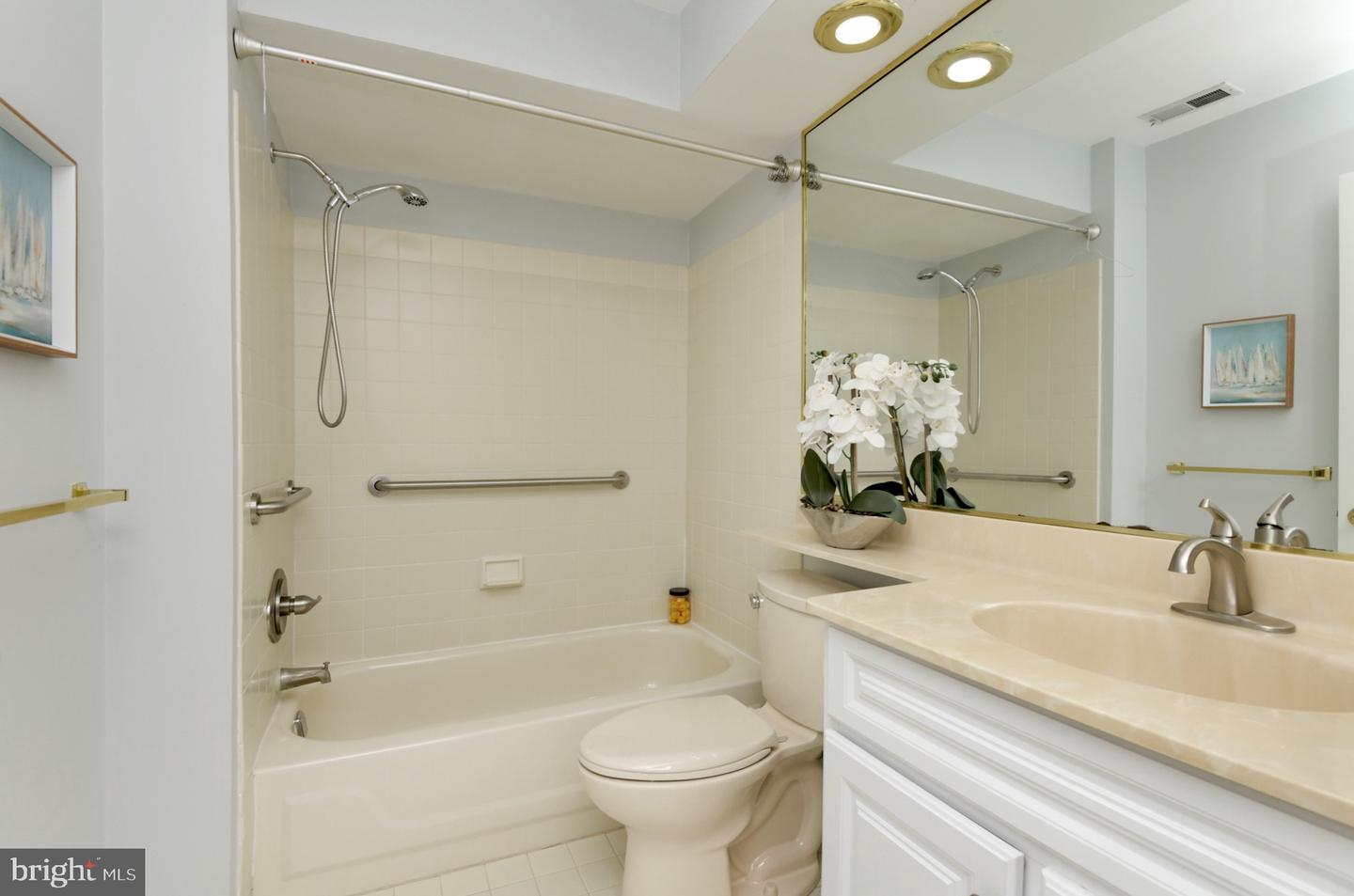 313 American Eagle Property Photo 18