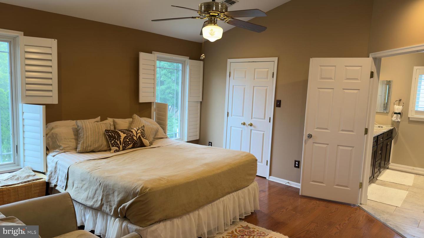28 Pemberton Ln Property Photo 8